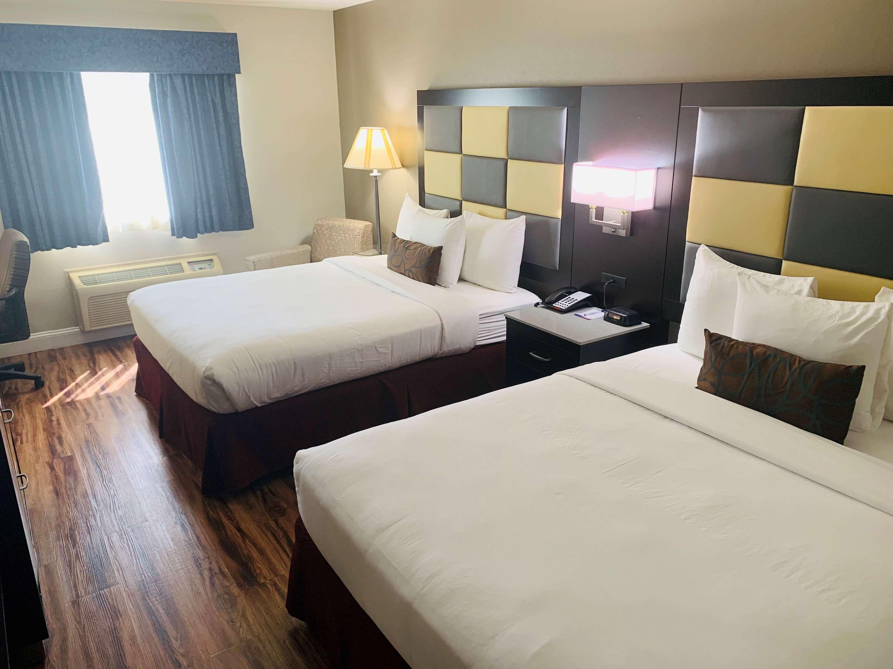 Surestay Plus Hotel By Best Western Redding Rum bild